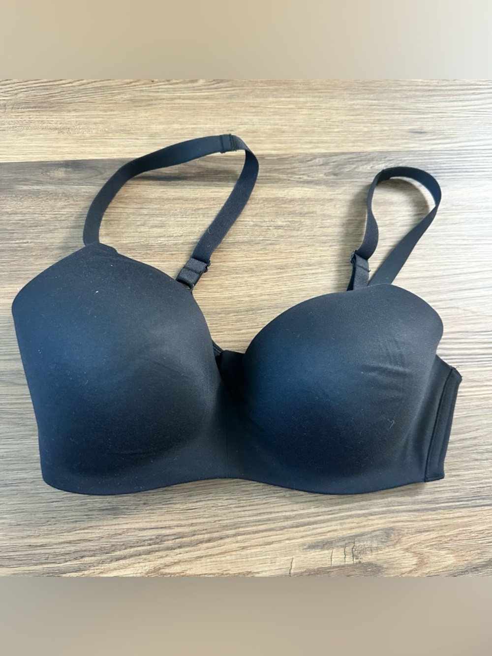 Wacoal 852189 How Perfect Wire Free T-Shirt Bra Black Size 34D Soft Cup Wireless
